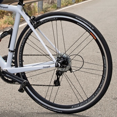 Campagnolo-Scirocco-C17_entry-level-wide-rim-brake-aluminum-road-gravel-wheelset_rear-on-the-road