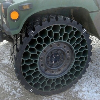 hummer-airless-tire